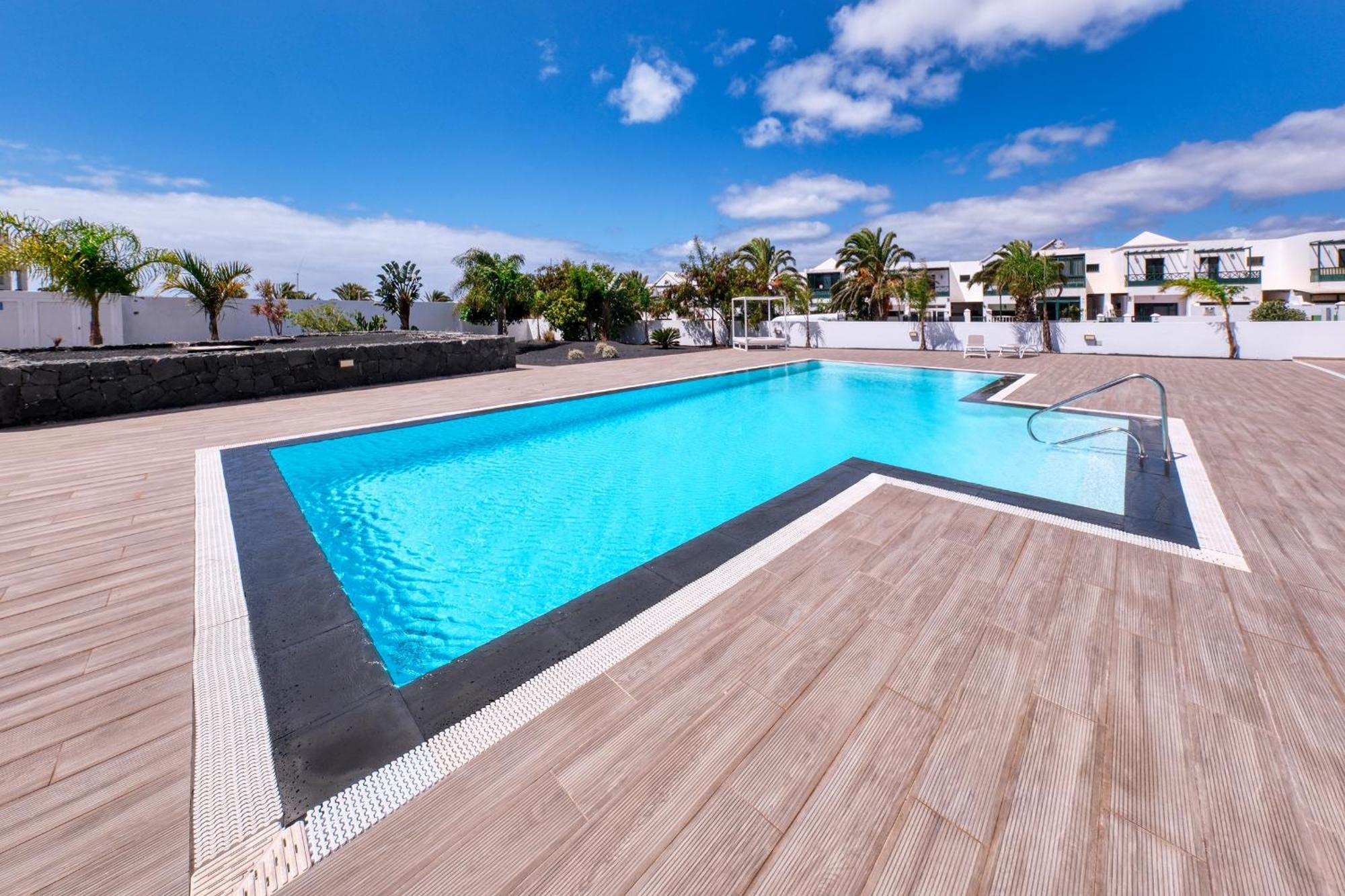 Sun Glow Senator-Pool View Costa Teguise Exteriör bild